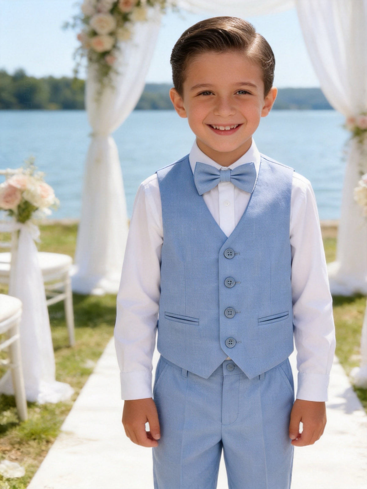 Completo Elegante Bambino Celeste 5 Pezzi con Giacca Gilet Pantaloni Camicia e Papillon