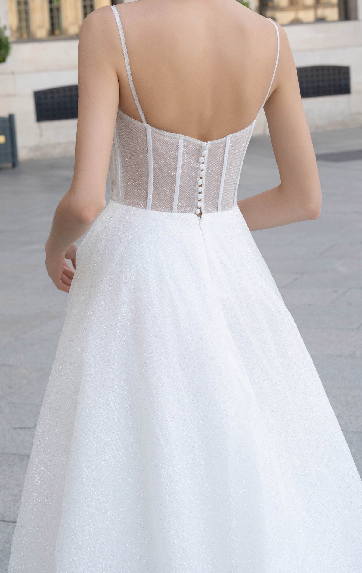 Abito da Sposa Principessa con Corsetto Nude e Strascico – Vestito Elegante in Tulle Glitter 828011