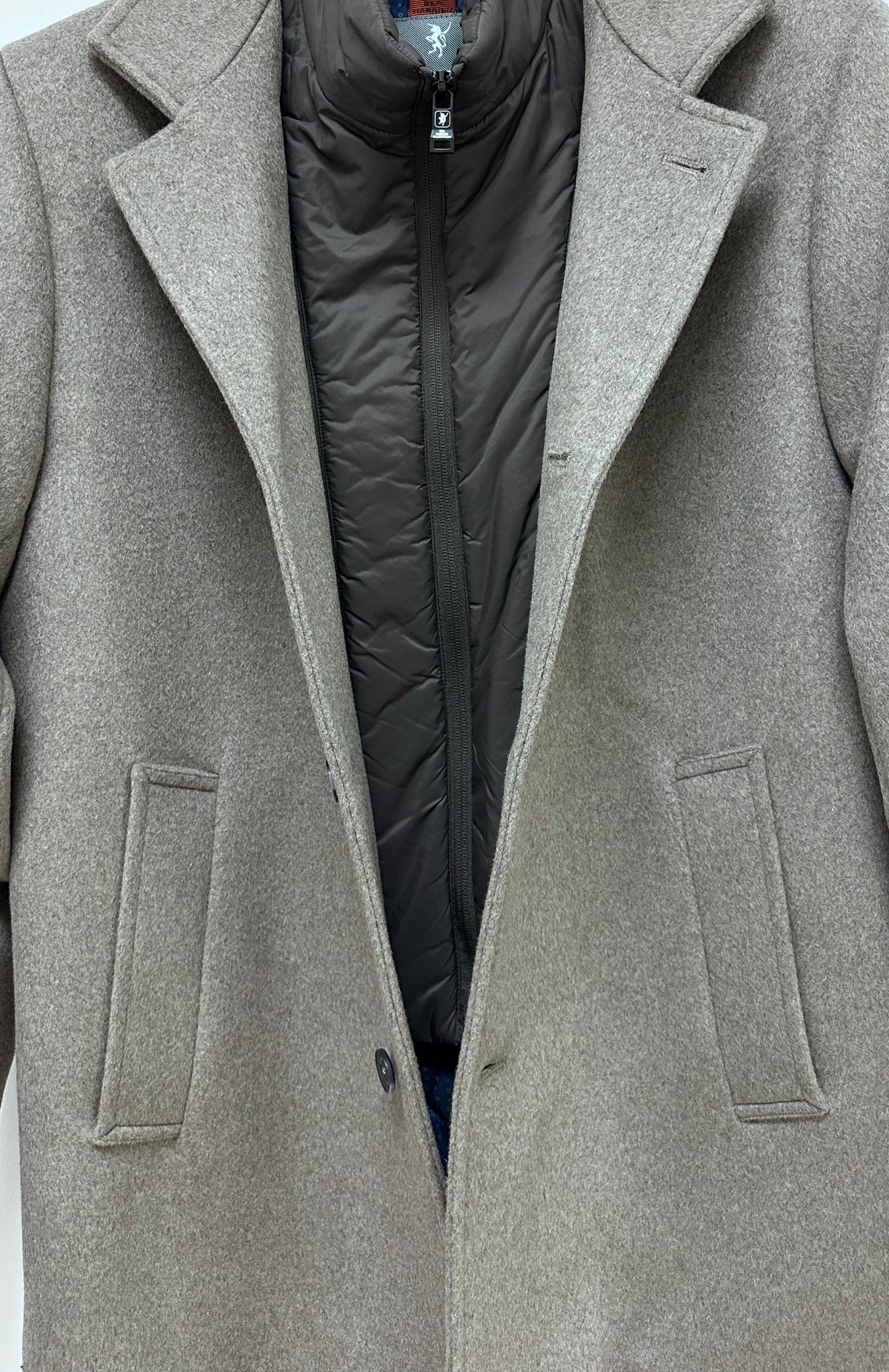 Cappotto Uomo con Pettorina Removibile – Lana e Poliestere | Sartoria Italiana 116M