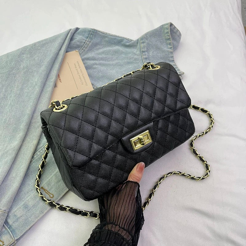 Borsa Donna Trapuntata a Spalla con Catena – Stile Italiano Elegante 9887, 27×8X16 cm Nero