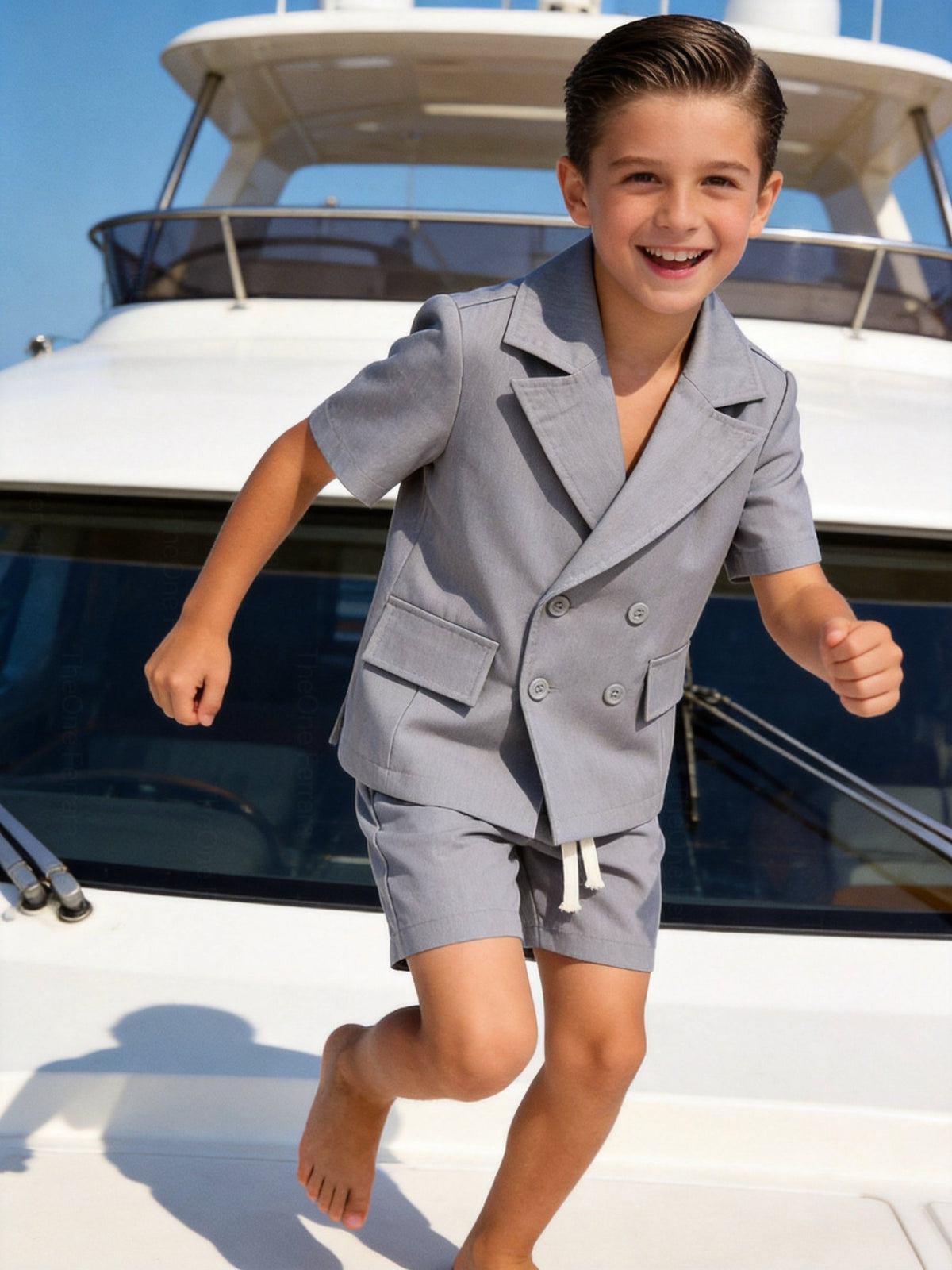 Completo Bambino Cerimonia 2 Pezzi con Giacca a Maniche Corte e Pantaloncini | 4-14 Anni
