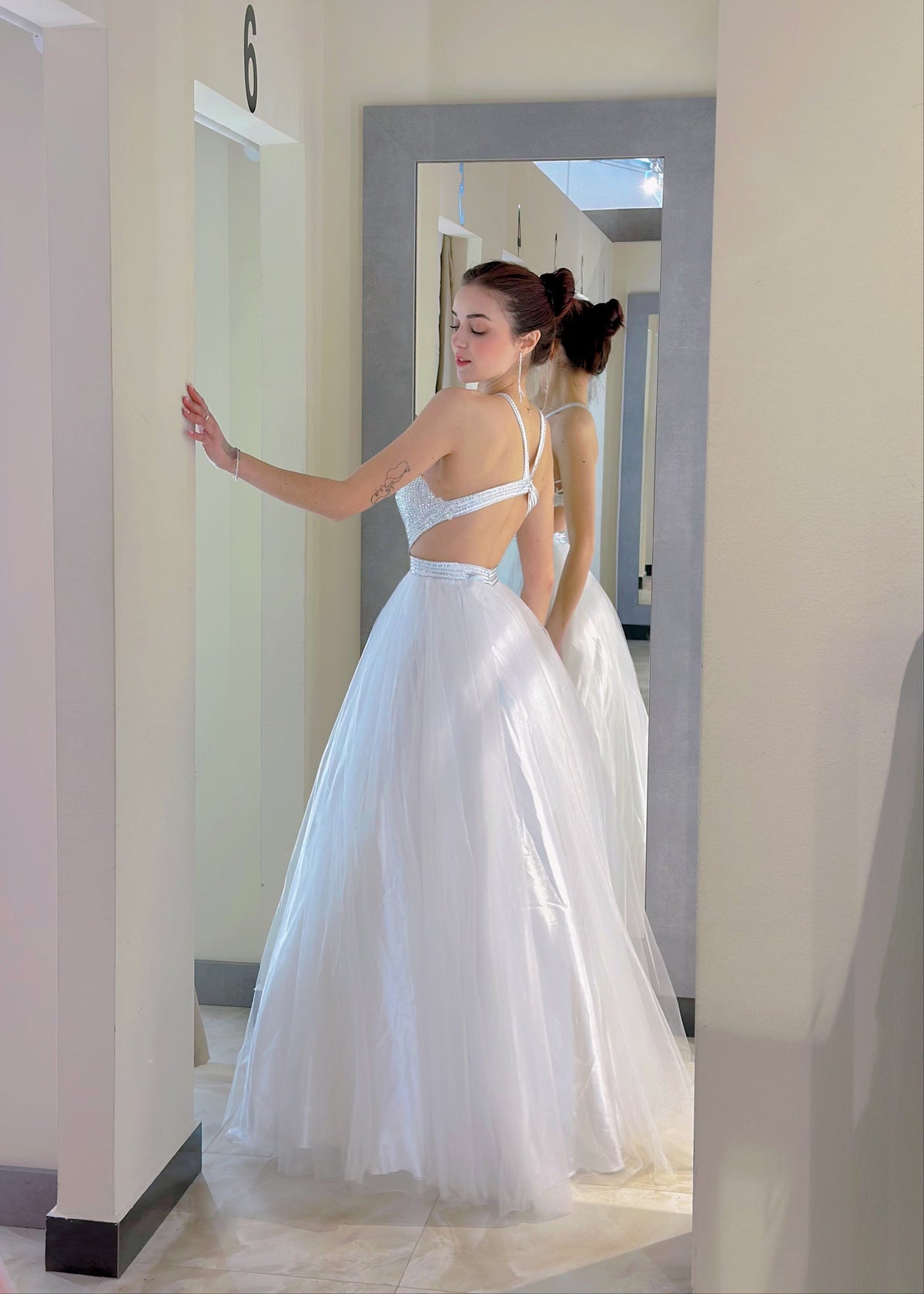Abito da Sera Principessa – Bianco Iridescente