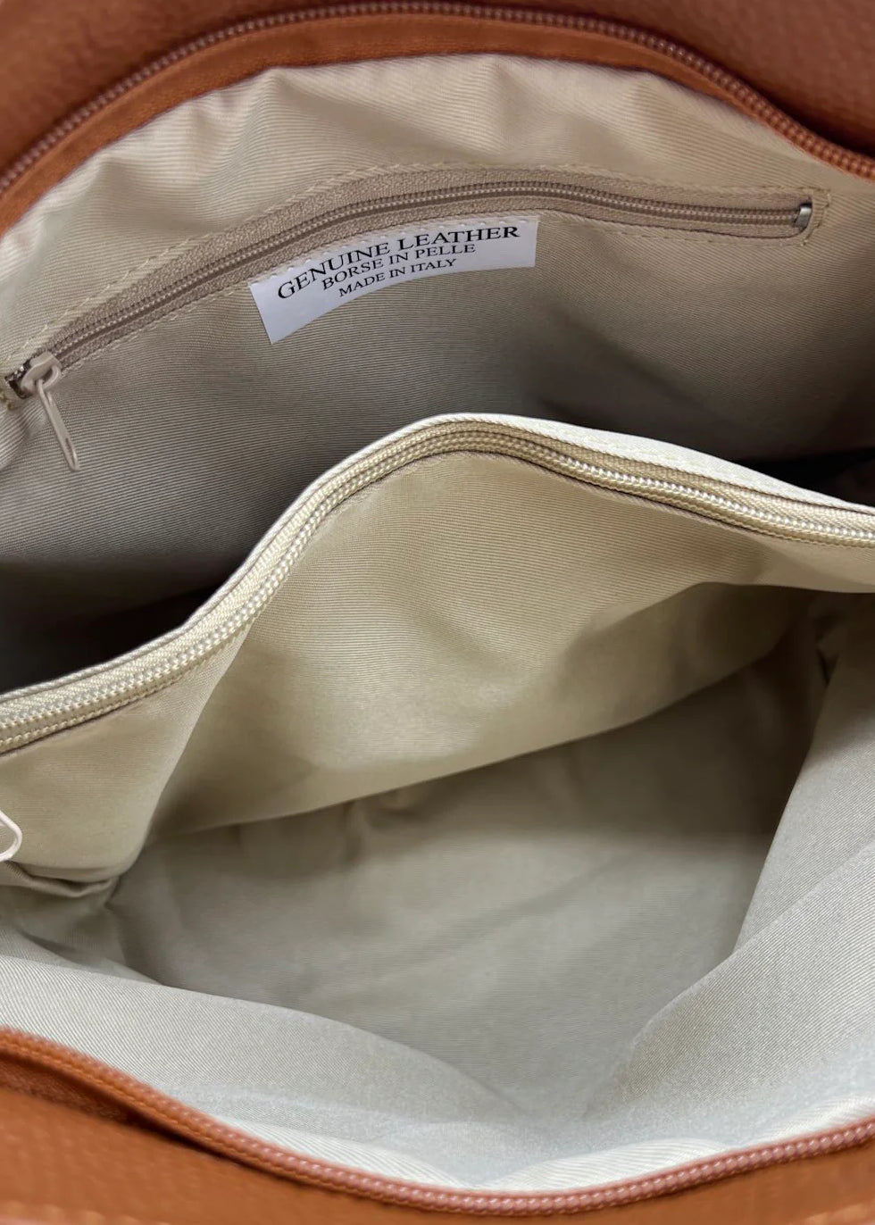 Borsa a Tracolla da Donna in Vera Pelle, Formato Verticale, Tracolla Removibile, Made in Italy – art. 112453
