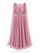 Abito Elegante Lungo in Chiffon con Mantella e Ricami