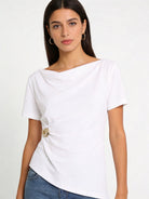 Top Donna Drappeggiato in Cotone – T-Shirt Elegante con Dettaglio Oro 66294