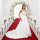 Abito da Sposa Elegante con Scollo Profondo in Pizzo – Vestito Lungo Principessa con Strascico – TheOne Ferrara -835103