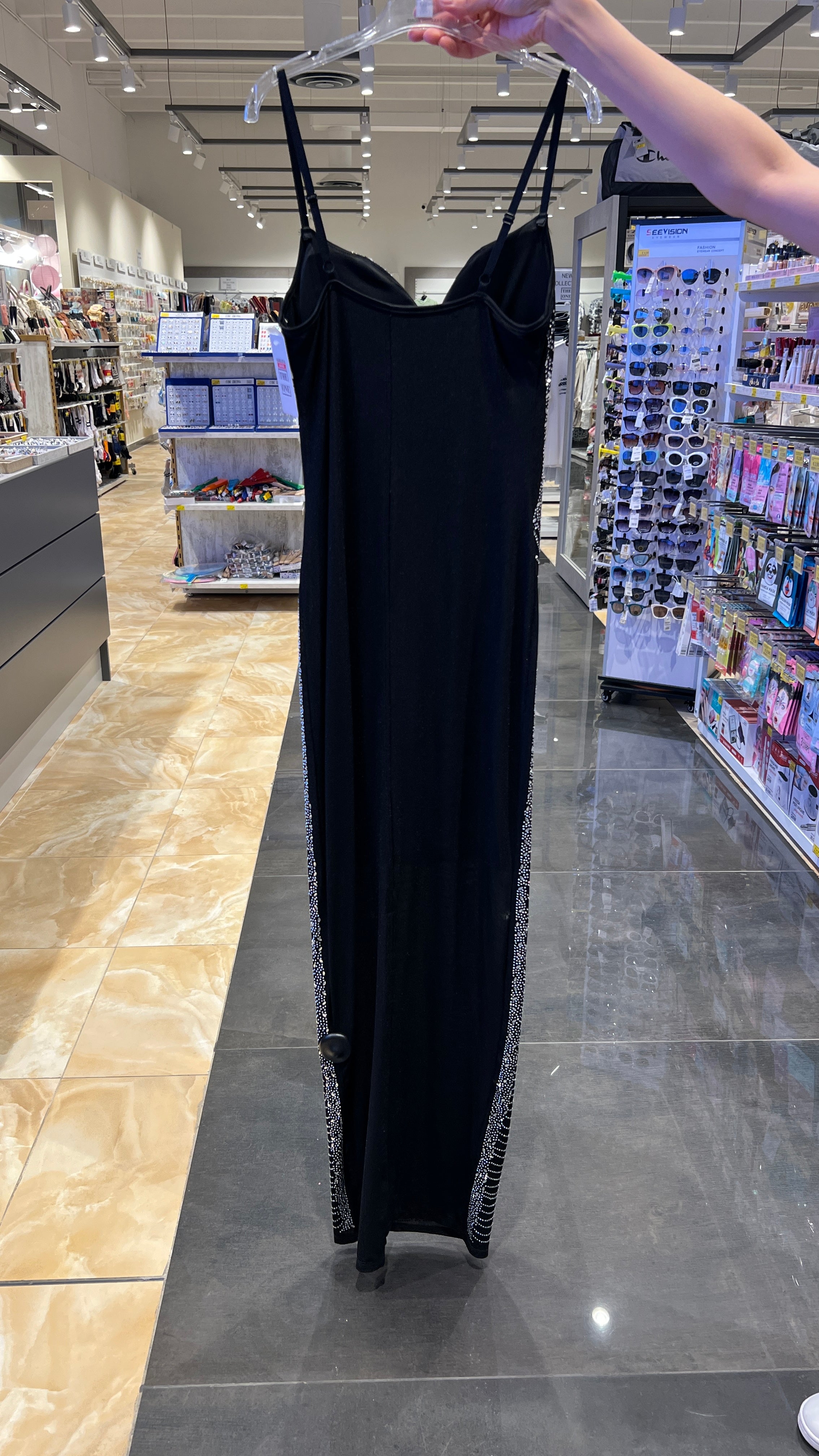 Abito Lungo Nero con Strass – Eleganza Sexy da Sera