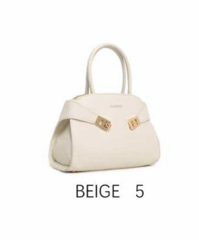 Borsa a Mano Elegante con Dettagli Dorati - Modello 1340-423 Beige