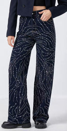 Jeans Donna a Vita Alta con Decorazioni Luminose – Linee Puntinate Brillanti, Gamba Dritta, Stile Urban – Mod. 1080-TheOne