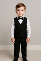 Completo Cerimonia Bambino 5 Pezzi – Abito Elegante Nero con Giacca, Gilet, Camicia, Pantaloni e Papillon 4-14Anni A07 TheOn