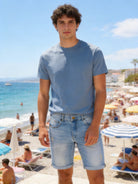 Pantaloncini Jeans Uomo Blu Chiaro – Denim Elasticizzato, Vestibilità Slim 1626