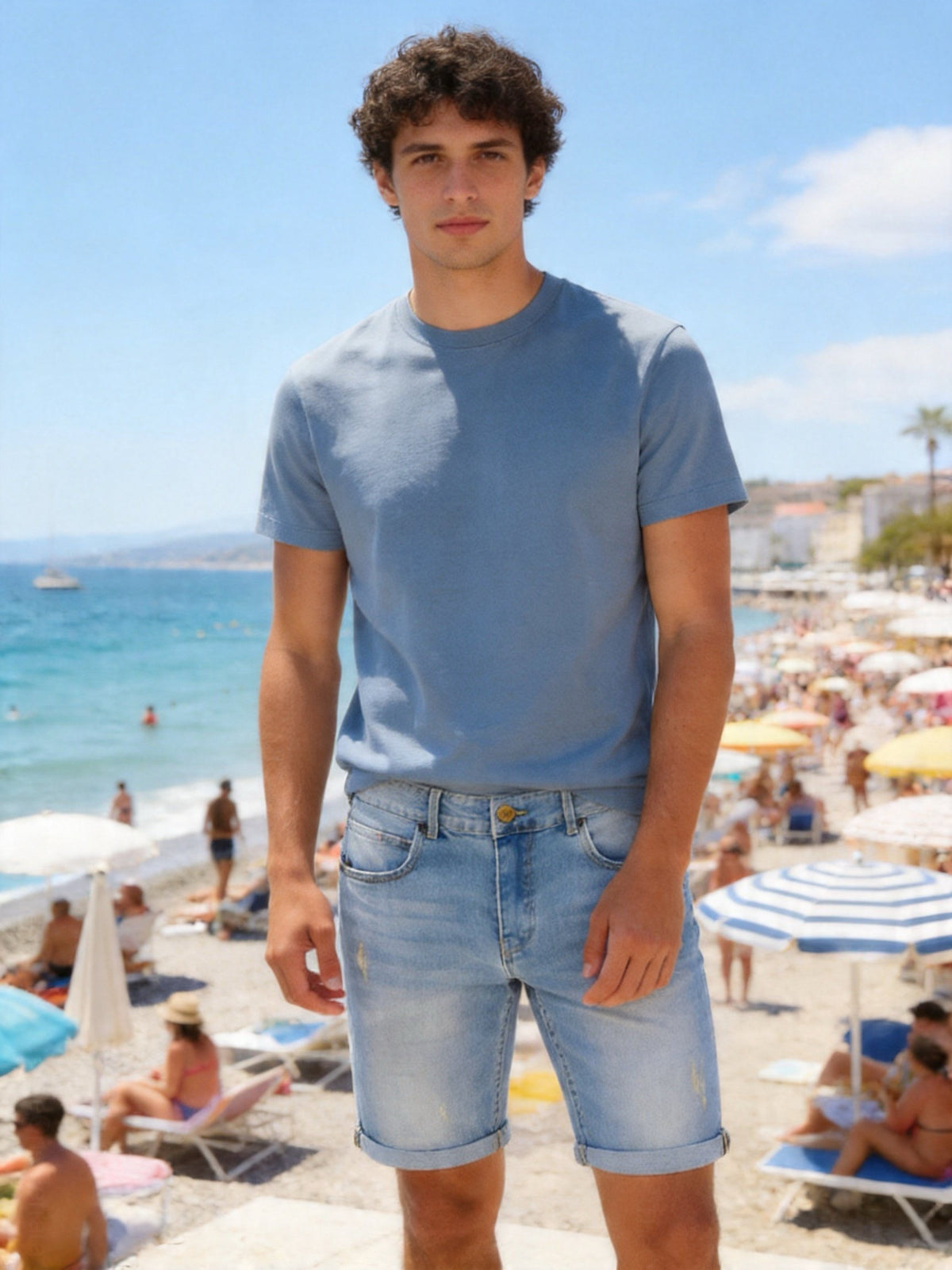 Pantaloncini Jeans Uomo Blu Chiaro – Denim Elasticizzato, Vestibilità Slim 1626