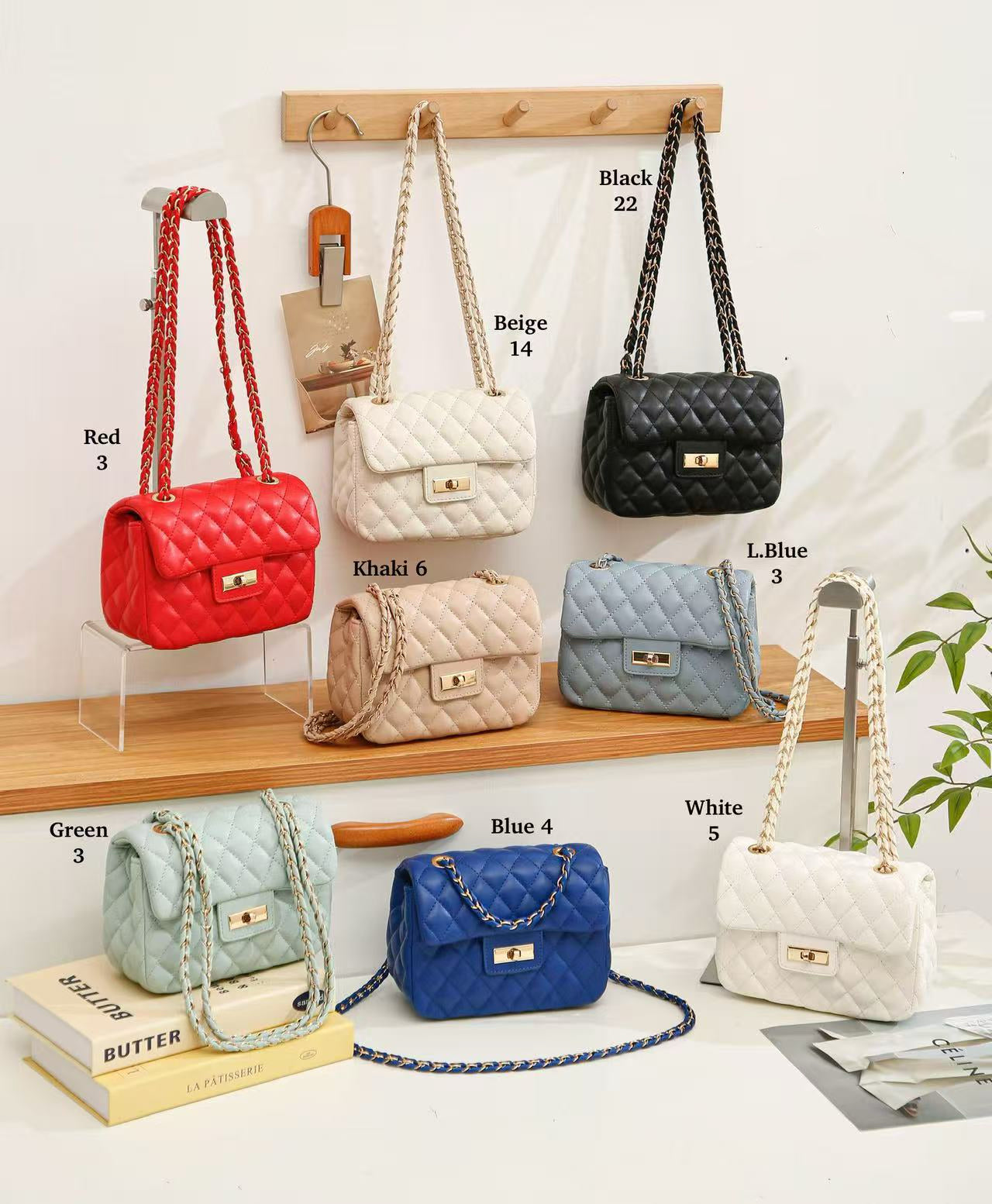 Mini Borsa Donna Trapuntata con Catena – Elegante e Compatta, Stile Italiano 9915(19×8X14cm)