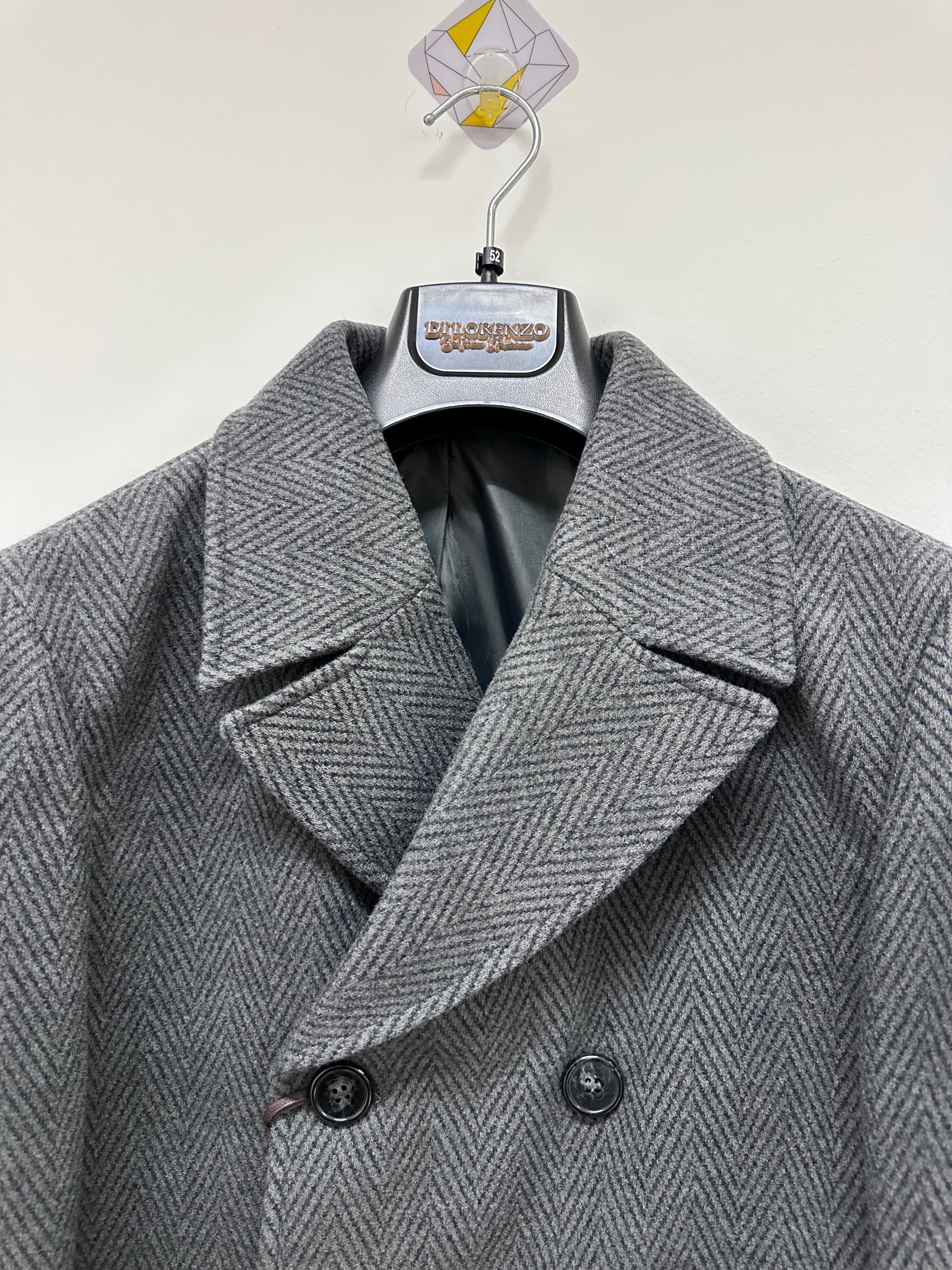 Cappotto Doppiopetto Uomo in Stile Sartoriale – Eleganza Metropolitana