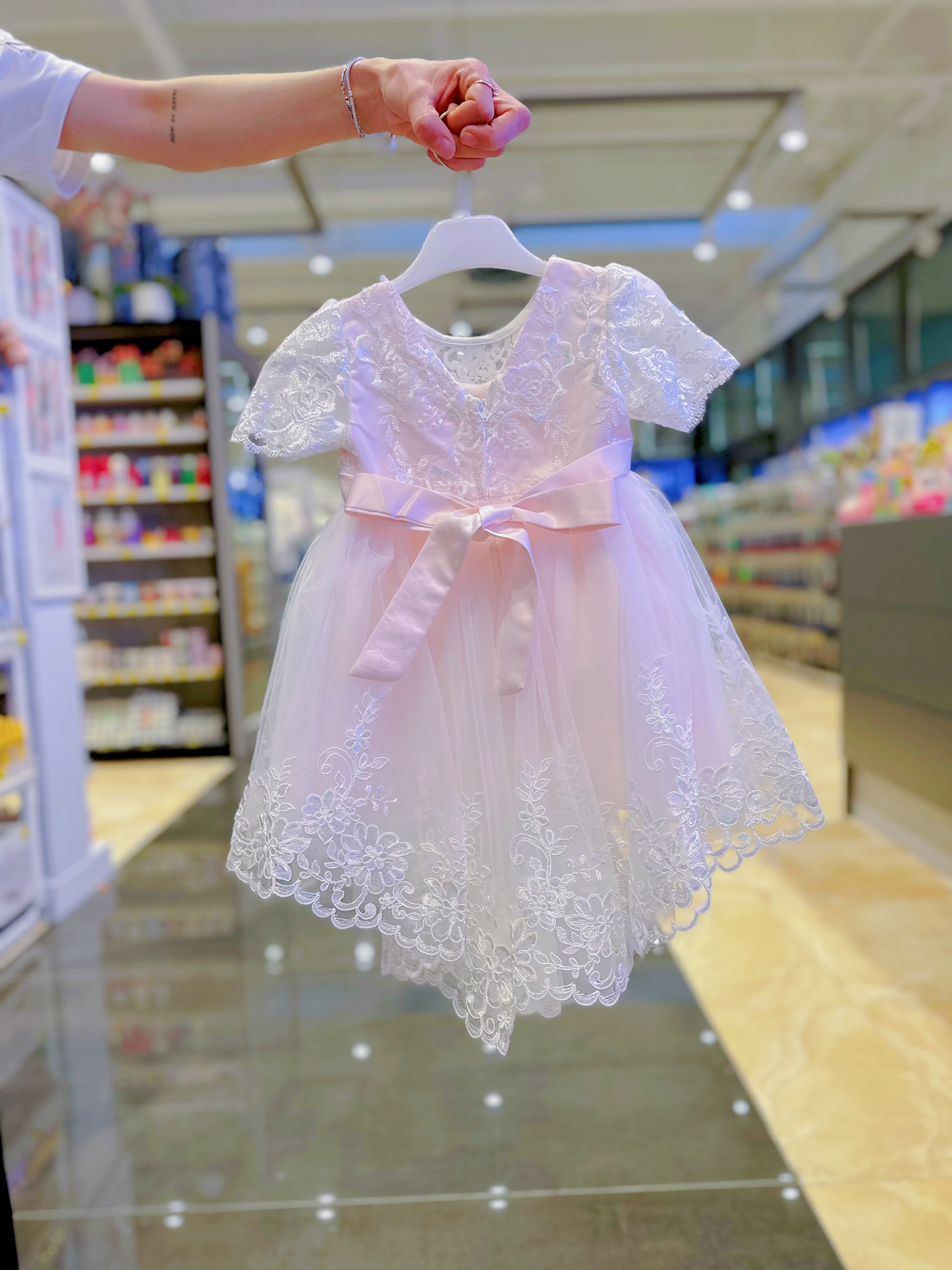 Abito da Cerimonia Bambina Bianco con Pizzo e Fiocco Rosa – Gonna Tulle a Coda di Sirena (6-36 Mesi)-TheOne 3658