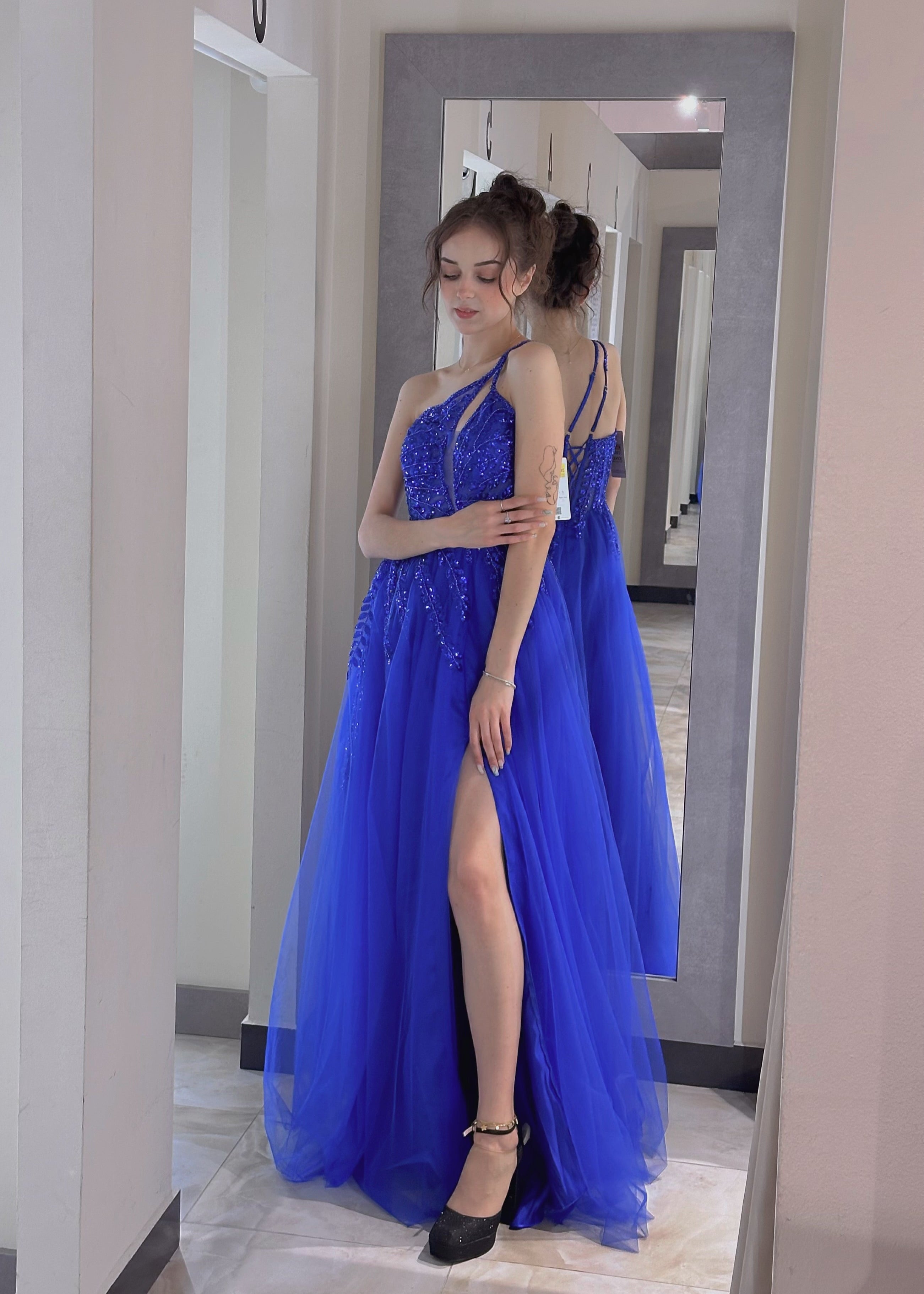 Abito da Sera Asimmetrico in Tulle Blu Reale