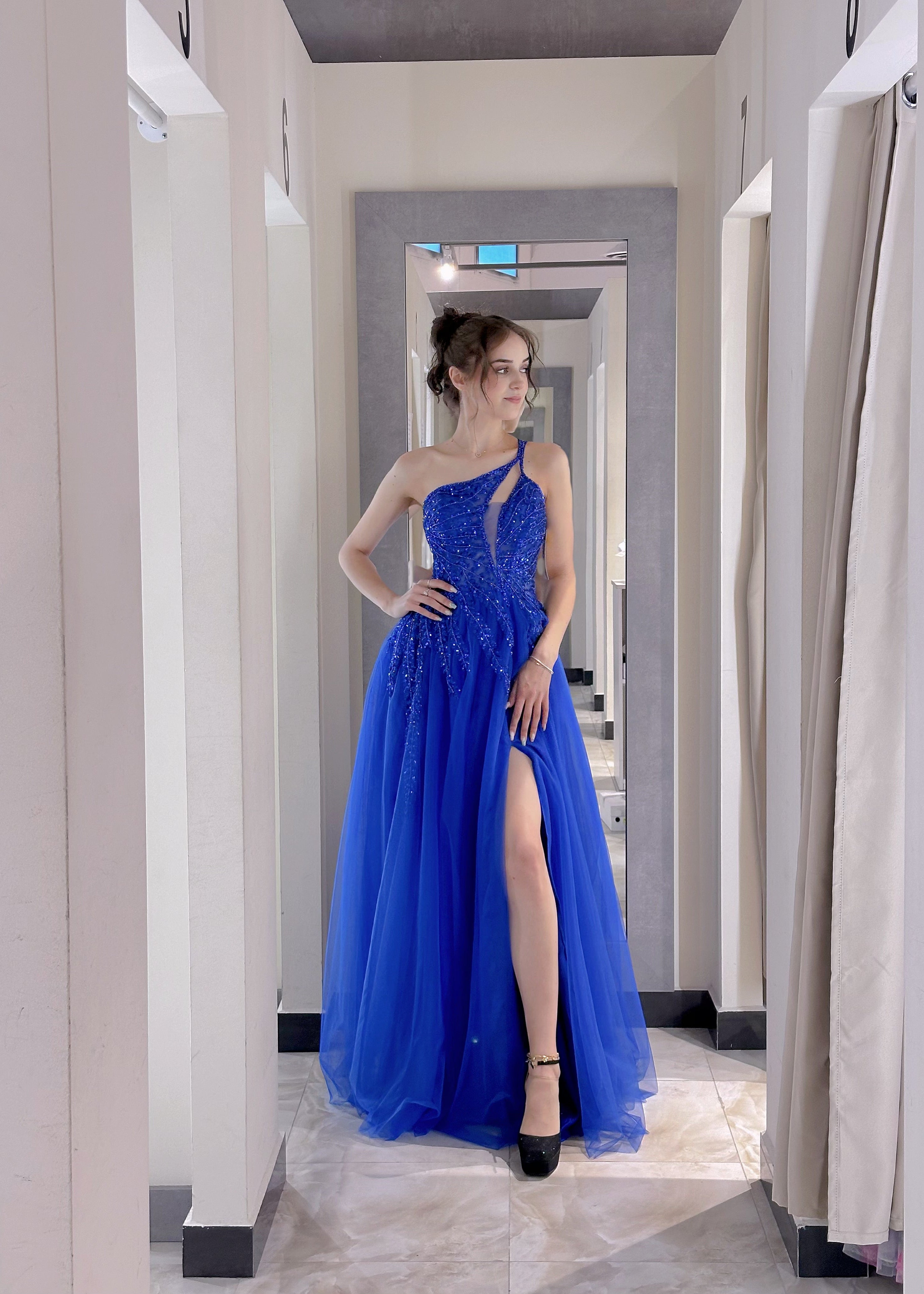 Abito da Sera Asimmetrico in Tulle Blu Reale