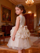 Abito da Cerimonia Bambina Avorio con Pizzo 3D e Maxi Fiori in Organza – Gonna in Tulle 8519