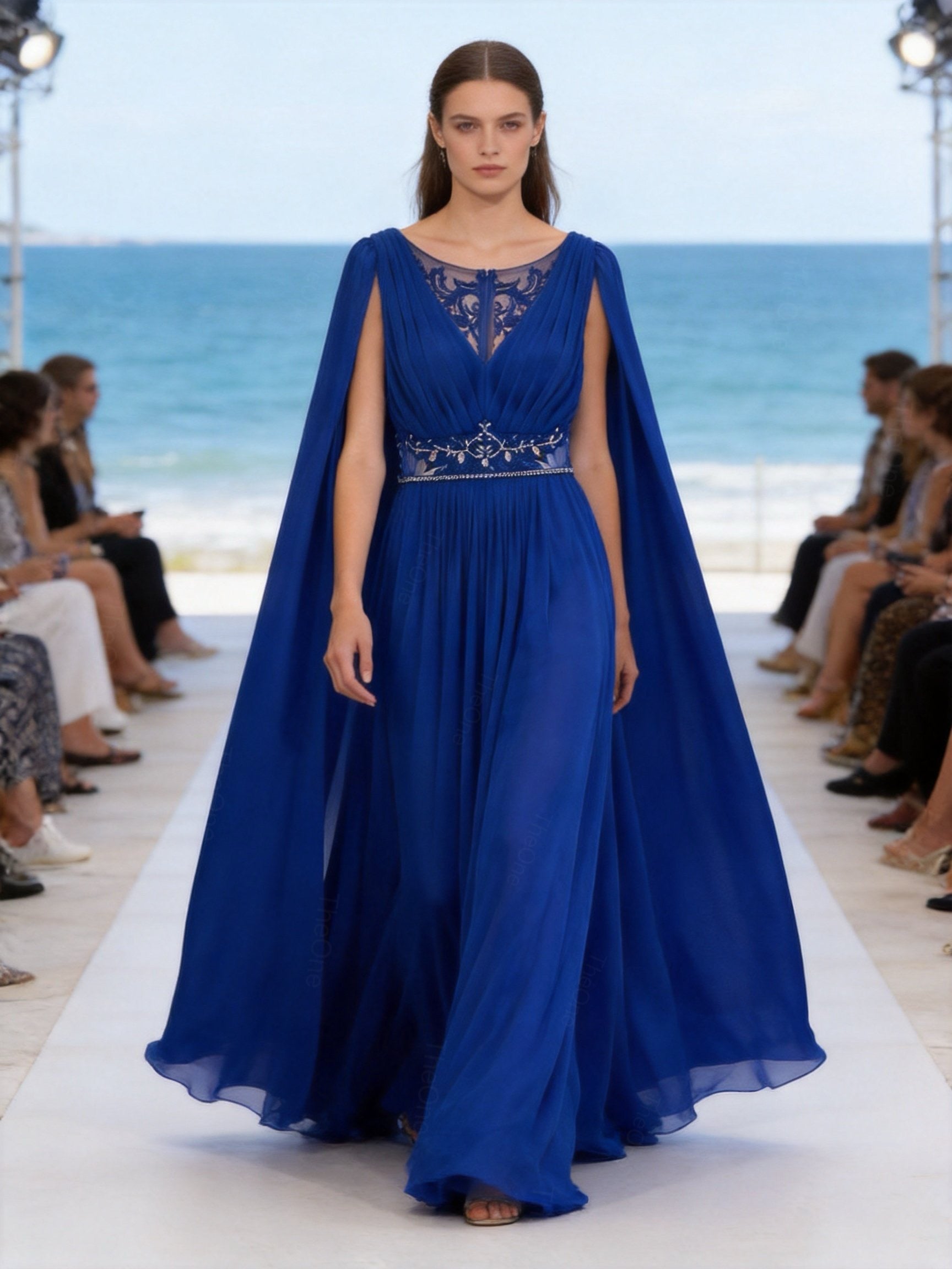 Abito Elegante Lungo in Chiffon con Mantella e Ricami