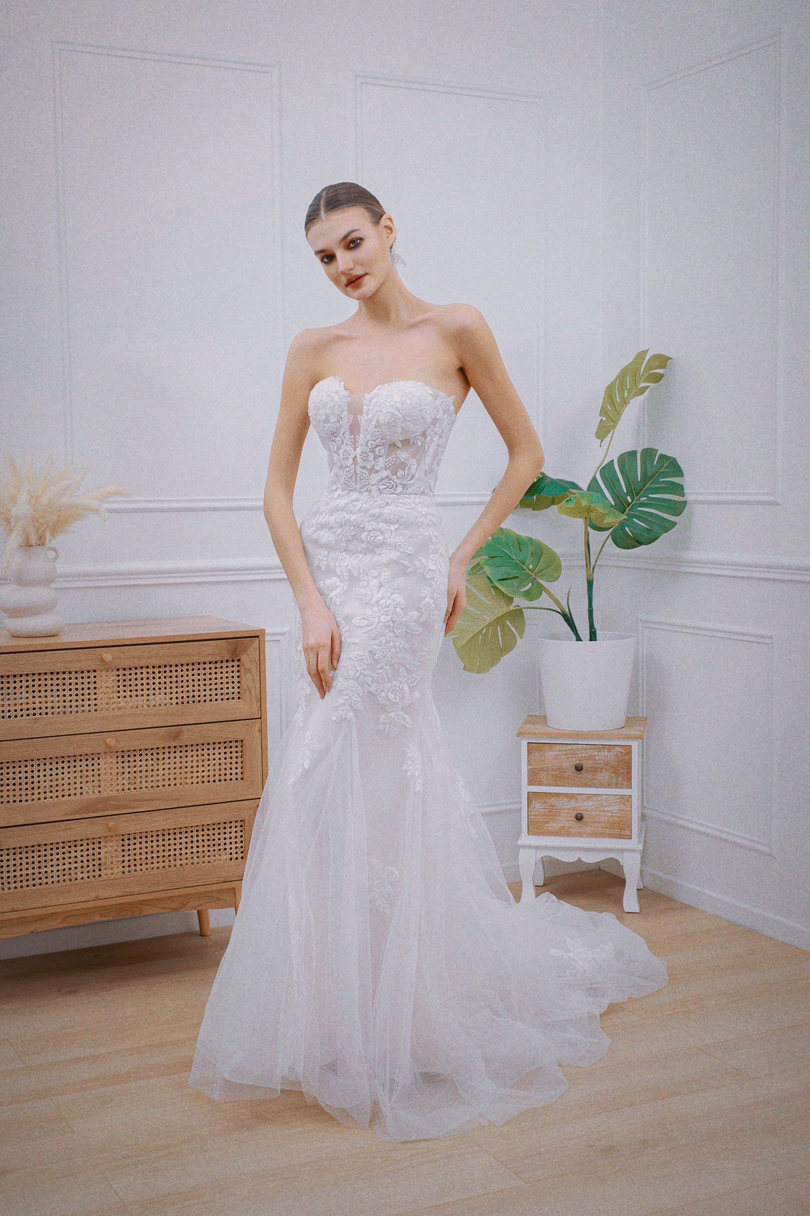 Abito da Sposa a Sirena con Corpetto Senza Spalline in Pizzo e Strascico-828012