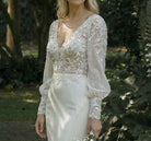 Abito da Sposa Sirena con Maniche Lunghe in Pizzo Ricamato – Scollo Profondo a V, Schiena Scoperta con Bottoni, Stile Boho Elegante 817053