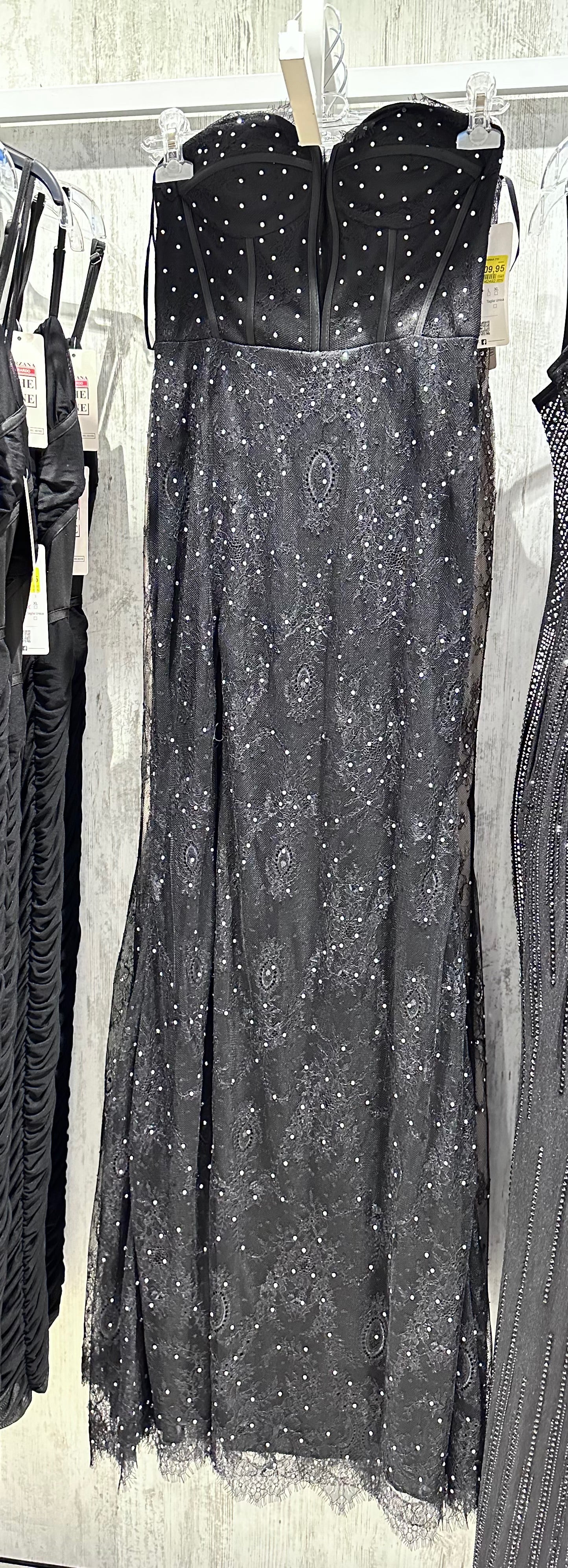 Abito da sera in pizzo nero con spacco e dettagli brillanti – stile corsetto vintage Nero