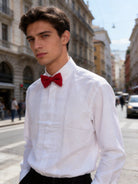 Camicia Elegante Uomo Bianca con Papillon Rosso – 100% Cotone, Stile Italiano, Cerimonia & Business Bianco 100% cotone