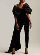 Eleganza Iconica – Tuta da Sera con Fiocco Oversize