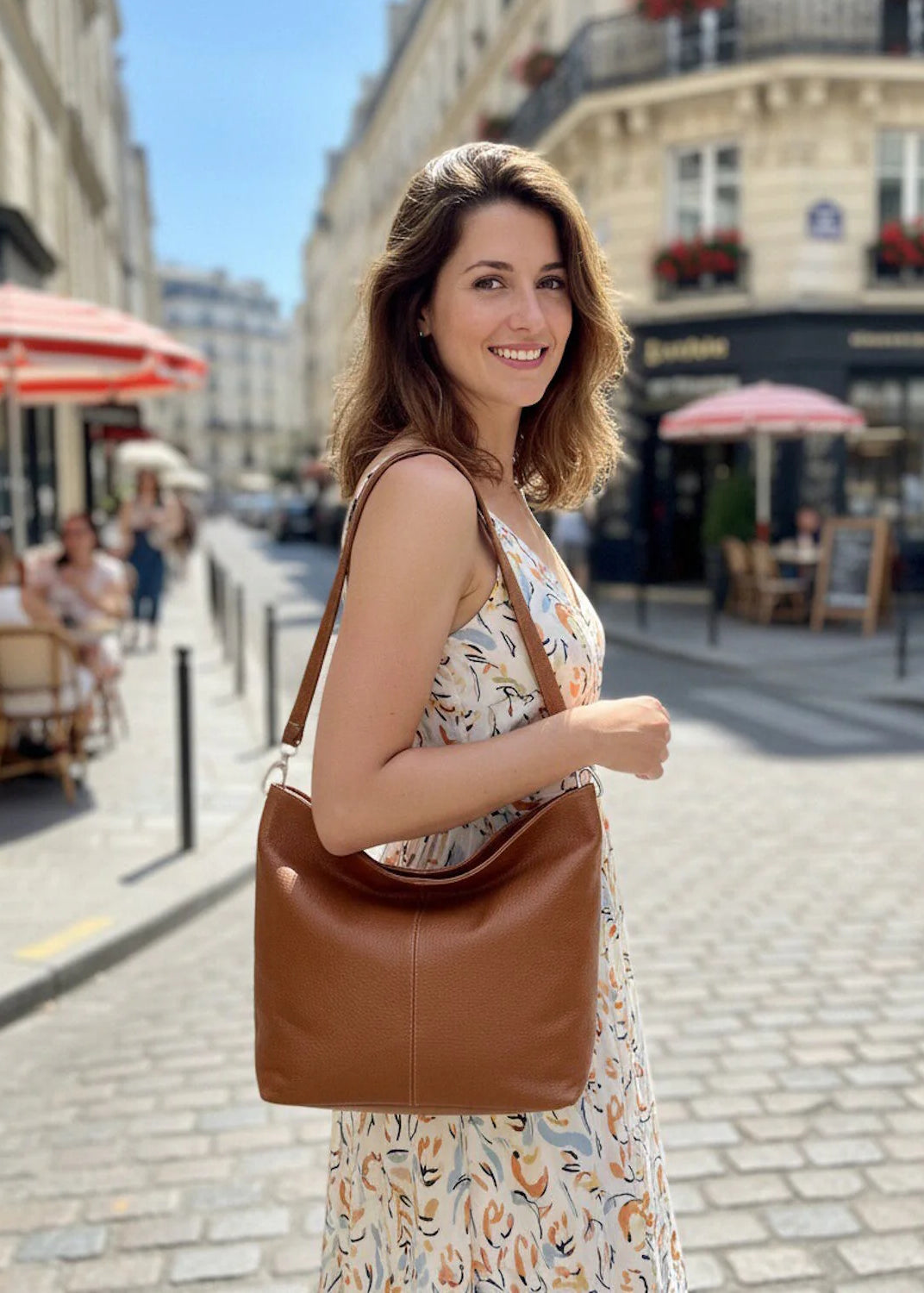 Borsa a Tracolla da Donna in Vera Pelle, Formato Verticale, Tracolla Removibile, Made in Italy – art. 112453